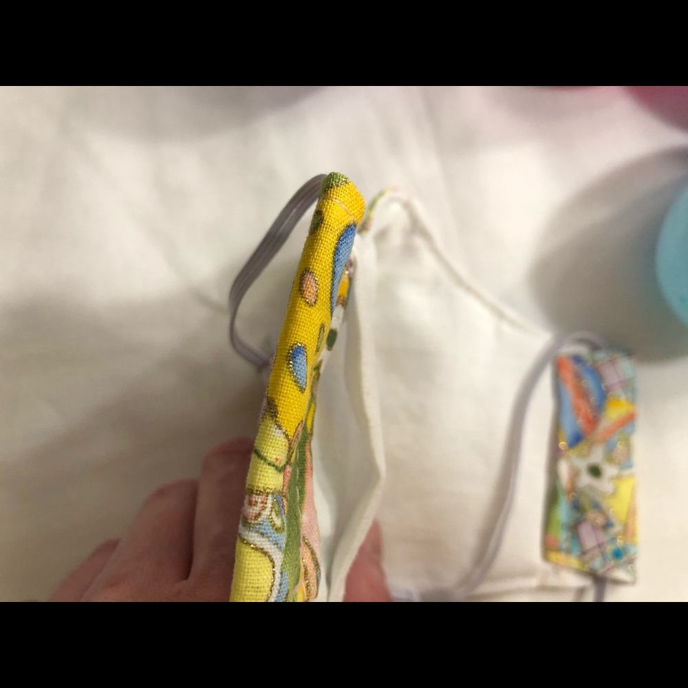 Easter theme face masks - Picture 3 of 4